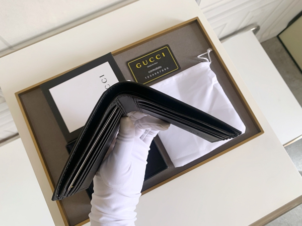 グッチ財布コピー角部分ディテール